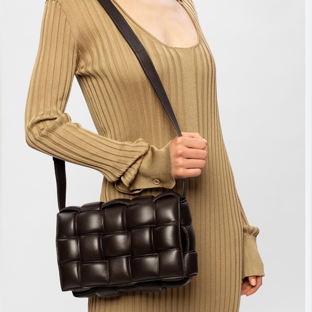 Bottega Veneta Cassette Bag in Brown Leather